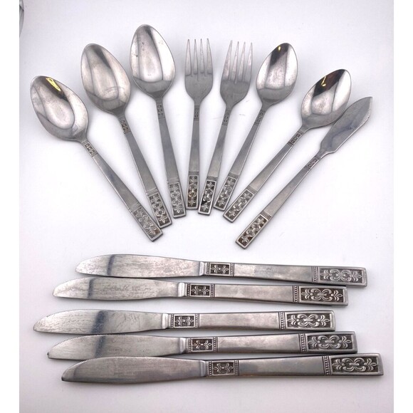 Customcraft Stainless Steel Flatware Silverware 13pc Lot Fleur de Lis Vintage - Picture 1 of 9